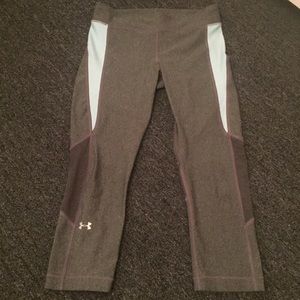 Under amour cropped leggings